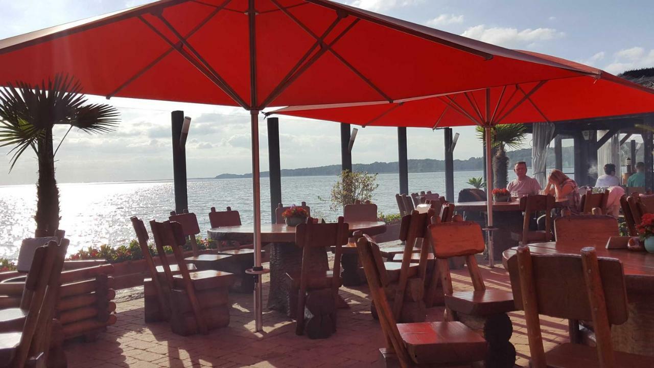 Terrassenwohnung "Haffparadies" - Oase Am Haff Garz  Bagian luar foto